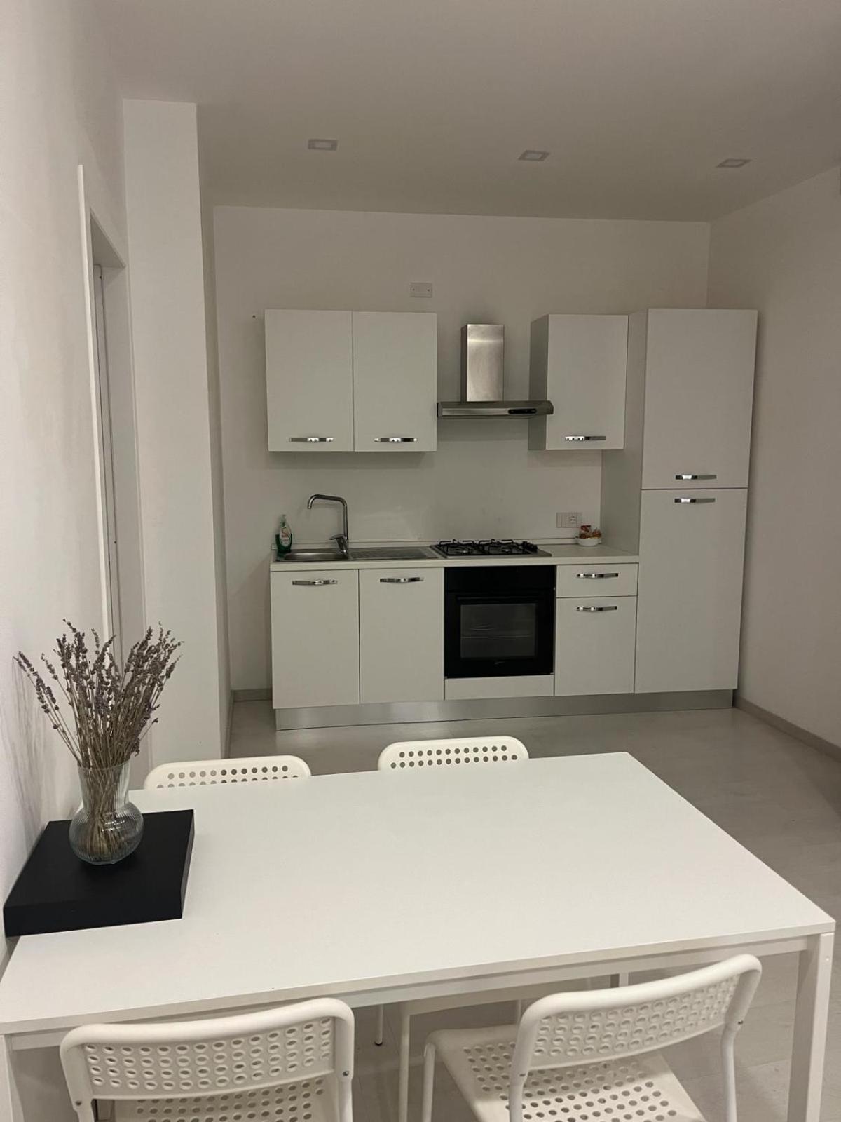 לינה וארוחת בוקר איסרניה Residenza Marcelli מראה חיצוני תמונה